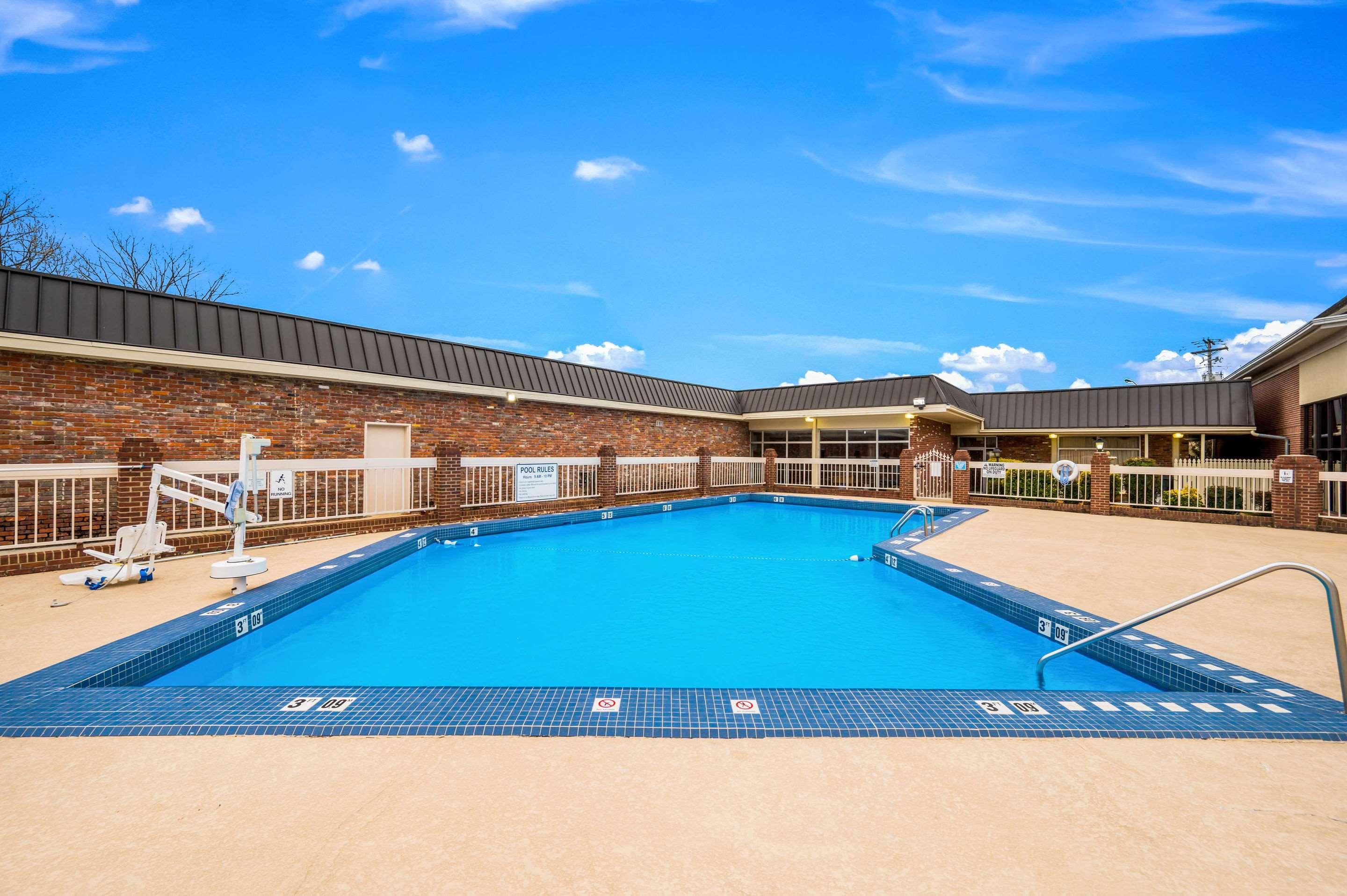 Econo Lodge Corinth Dış mekan fotoğraf