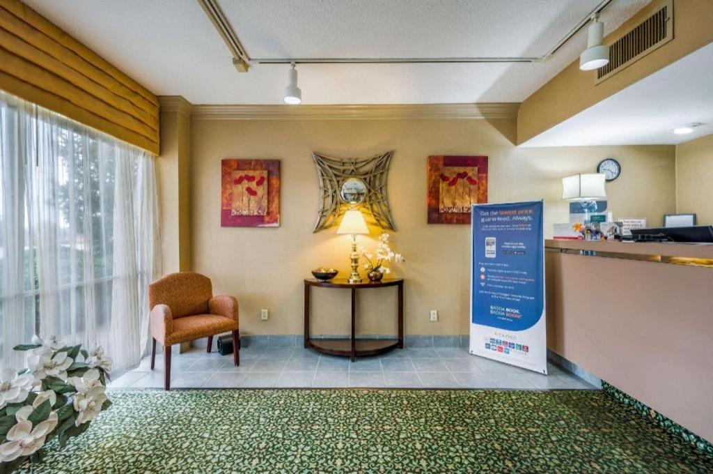 Econo Lodge Corinth Dış mekan fotoğraf