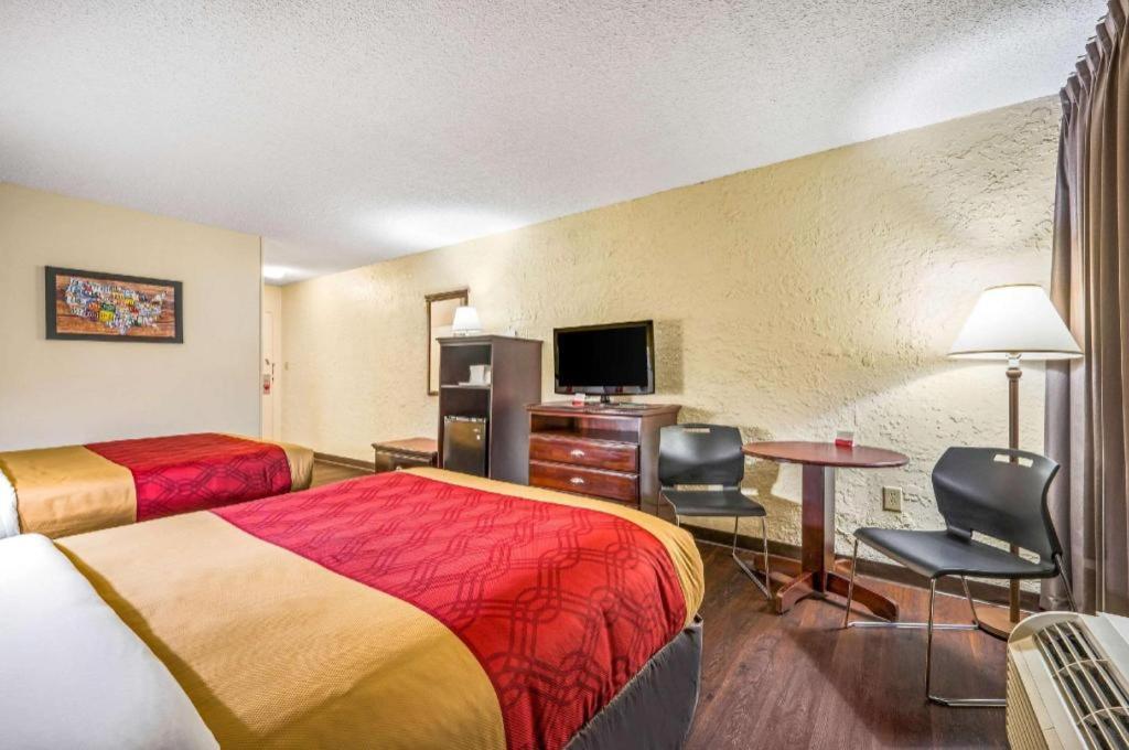 Econo Lodge Corinth Dış mekan fotoğraf