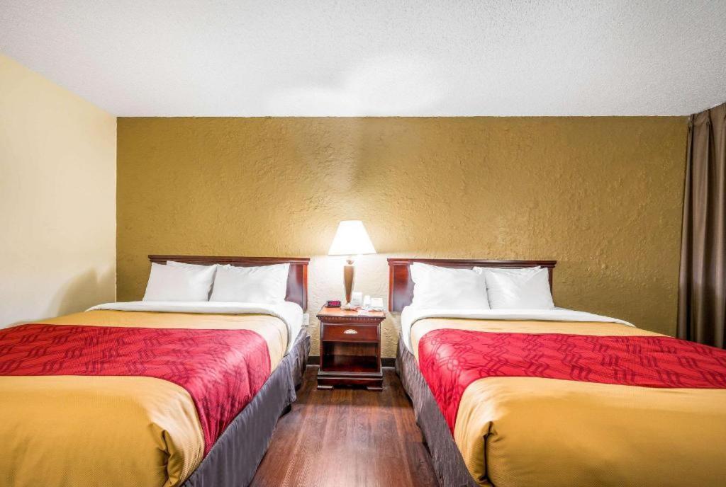 Econo Lodge Corinth Dış mekan fotoğraf