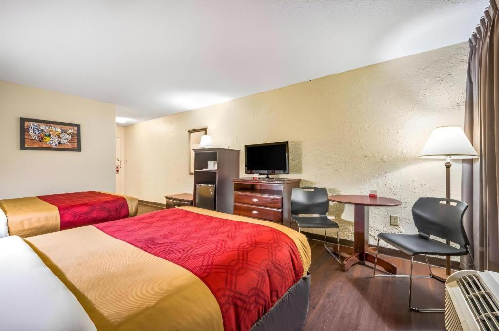 Econo Lodge Corinth Dış mekan fotoğraf